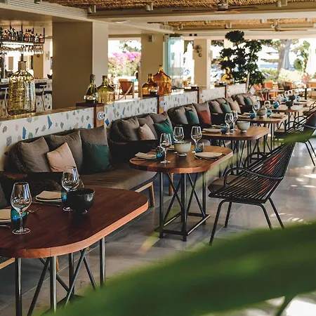 Me Ibiza - The Leading Of The World Szálloda 5*