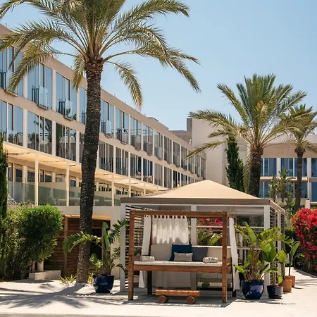 Me Ibiza - The Leading Of The World 5* סנטה אאולריה דס ריו